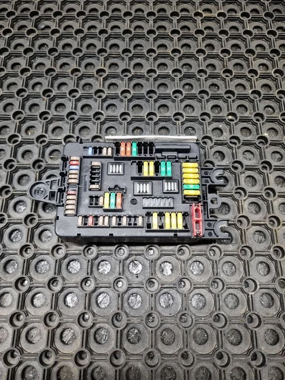 Fuse box set – BMW 3 Series F30 F35 F31 (2012-2018)