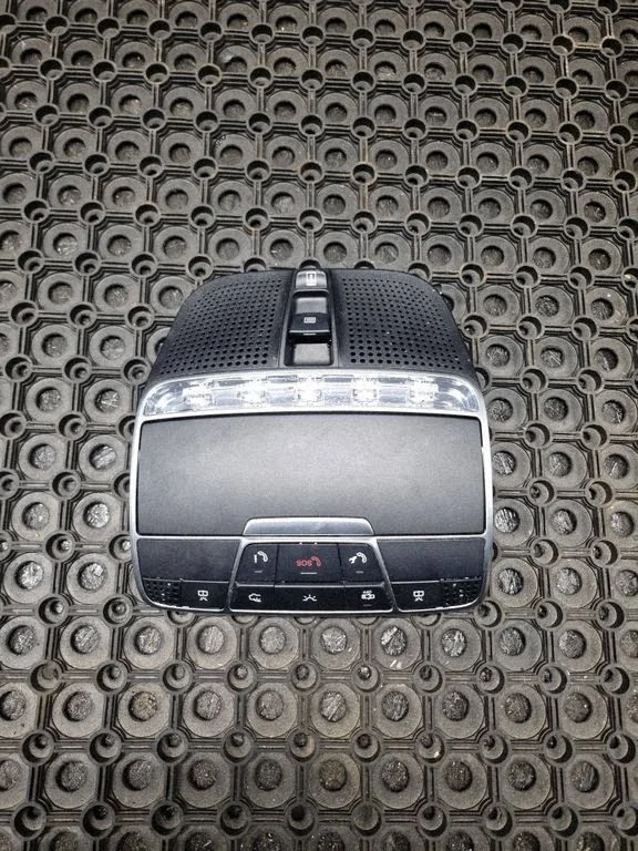 Front seat light A0009007408