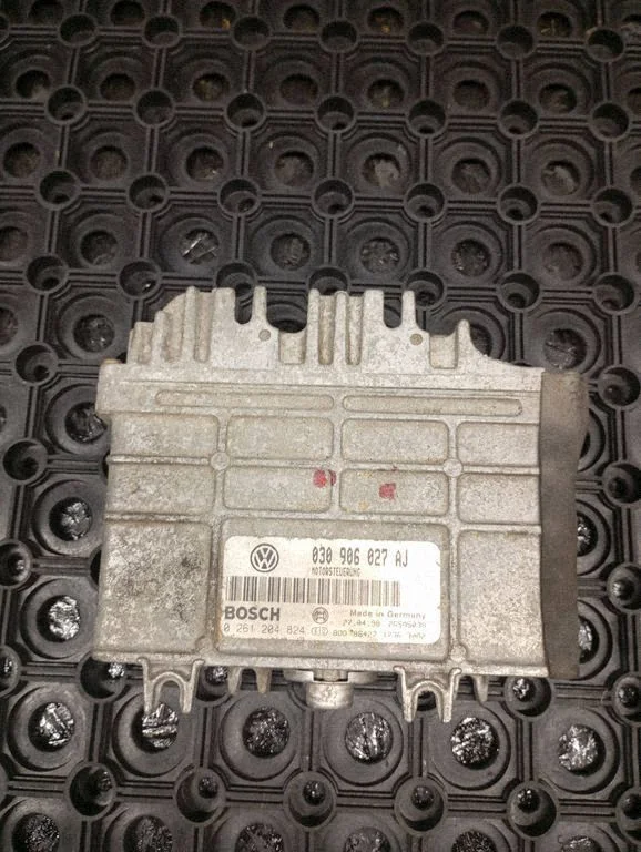 Engine control unit/module 030906027AJ