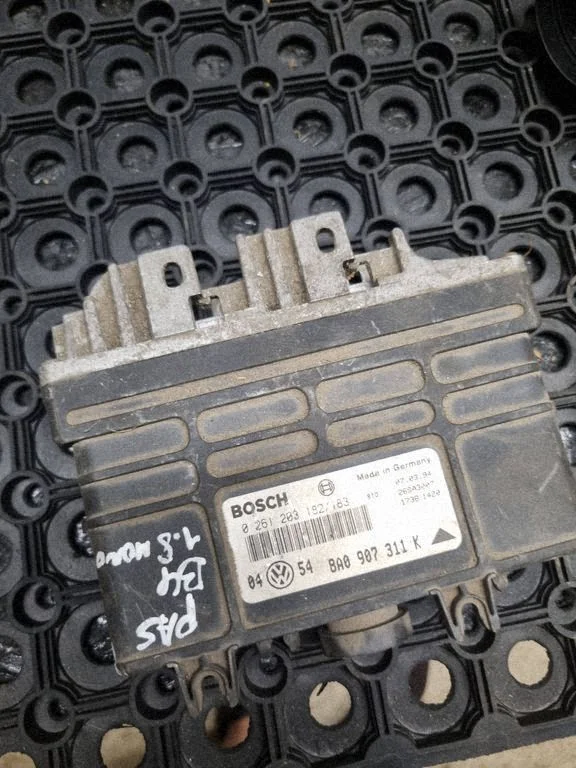 Engine control unit/module 0261203182