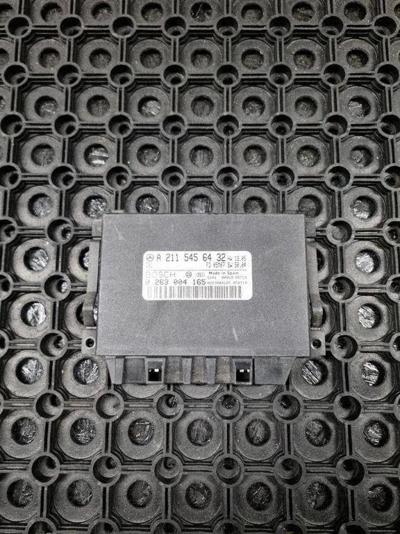 Parking PDC control unit/module – Mercedes-Benz E-Class W211 (2002-2009)
