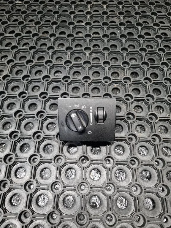 Light switch – Chrysler Grand Voyager V (2007-2015)