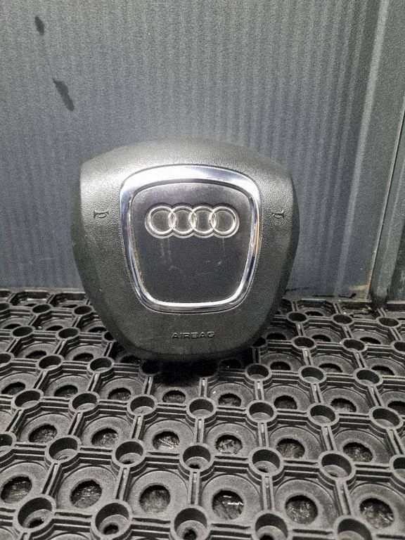 Steering wheel airbag 4F0880201BM