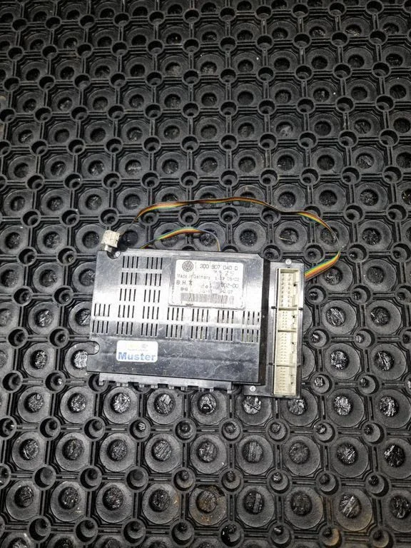 Comfort/convenience module – Volkswagen Phaeton (2002-2016)