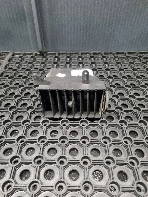 Dash center air vent grill 05028820AA