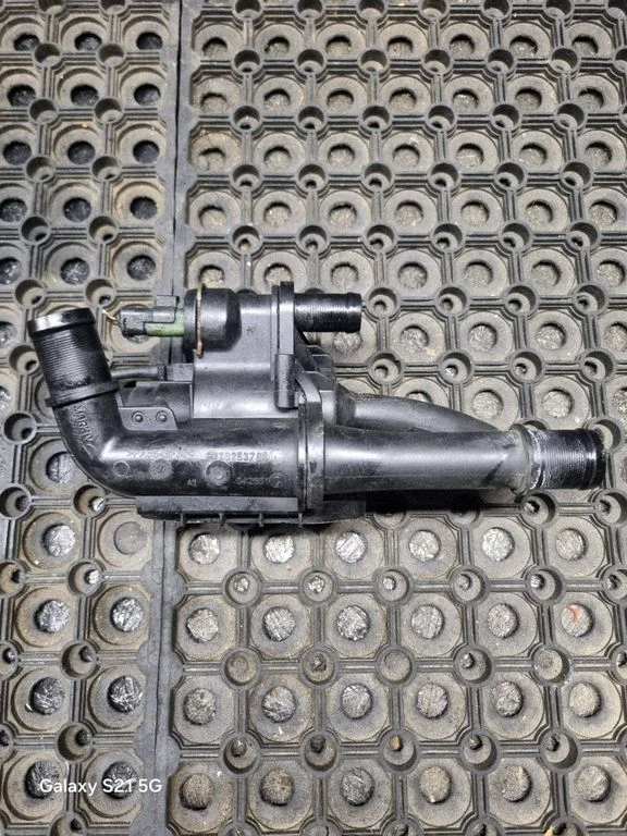Engine coolant pipe/hose – Volvo V50 (2008-2012)