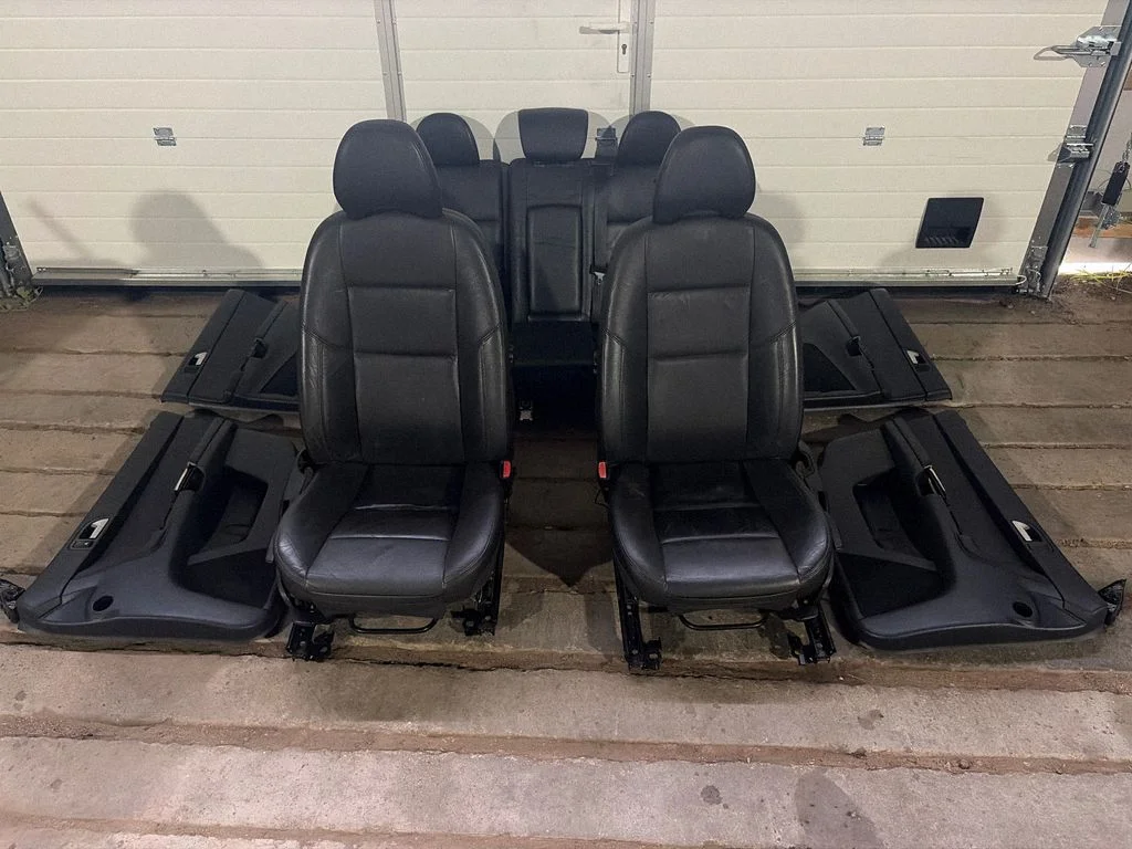 Seat set – Volvo V50 (2008-2012)