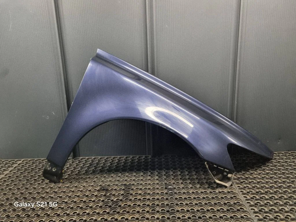 Fender – Volvo V50 (2008-2012)