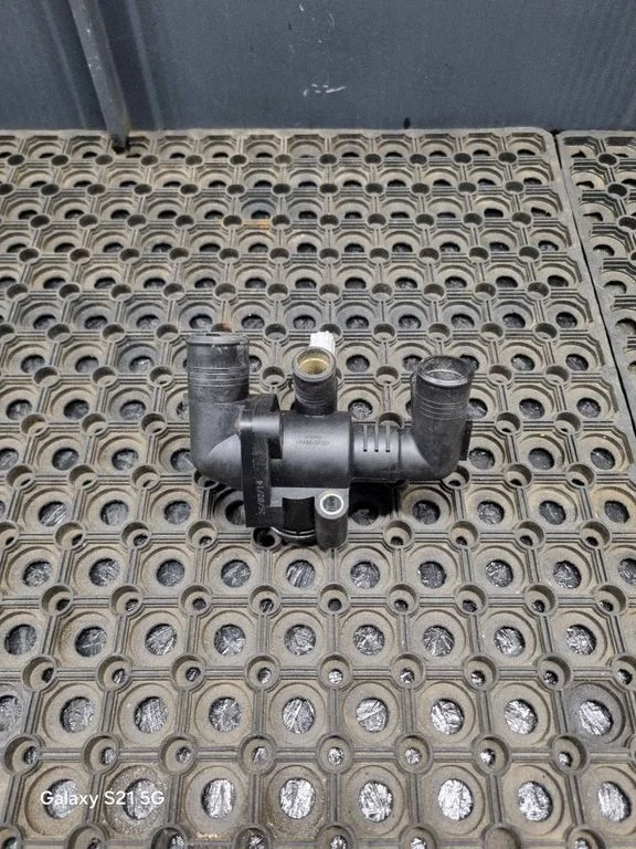 Termostaat / termostaadi korpus – Ford Transit Custom (2013-2023)