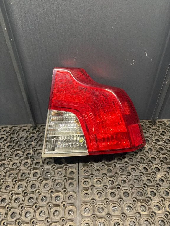 Rear/tail lights – Volvo V50 (2008-2012)