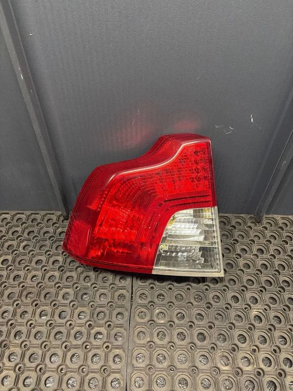 Rear/tail lights – Volvo V50 (2008-2012)