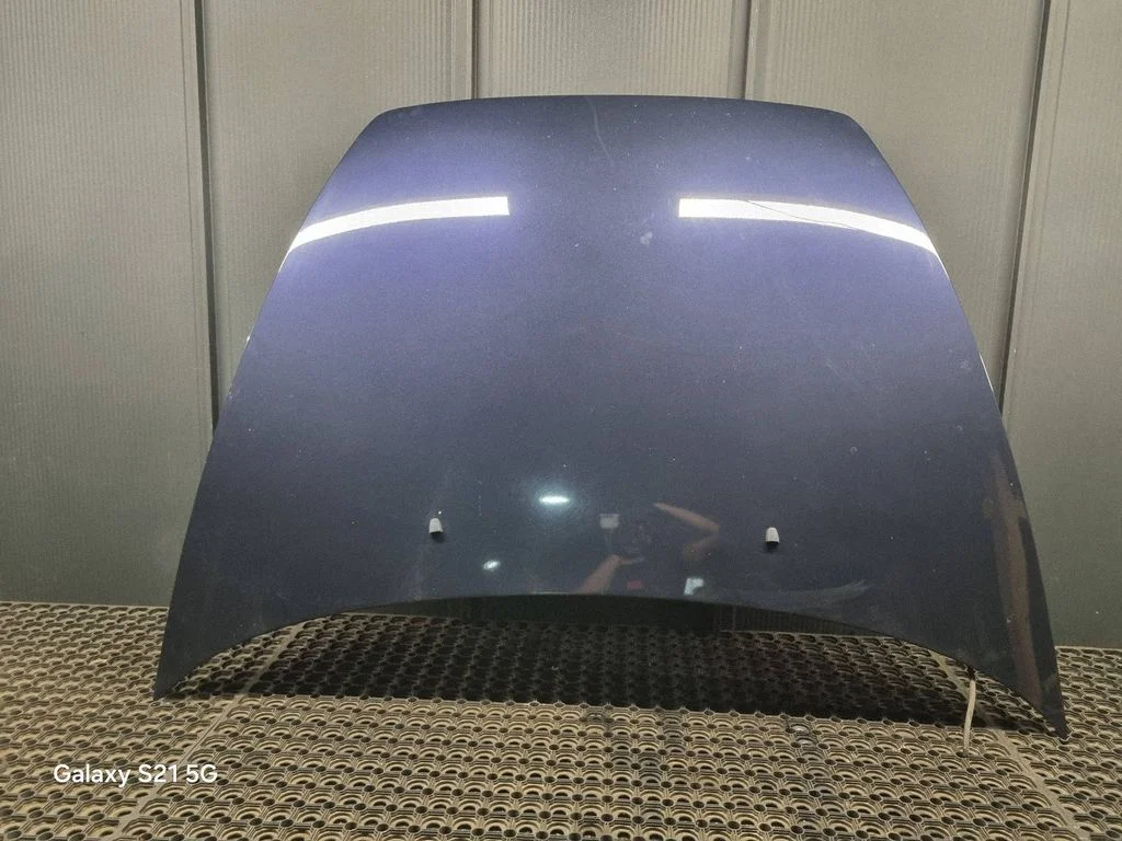 Engine bonnet/hood – Volvo V50 (2008-2012)
