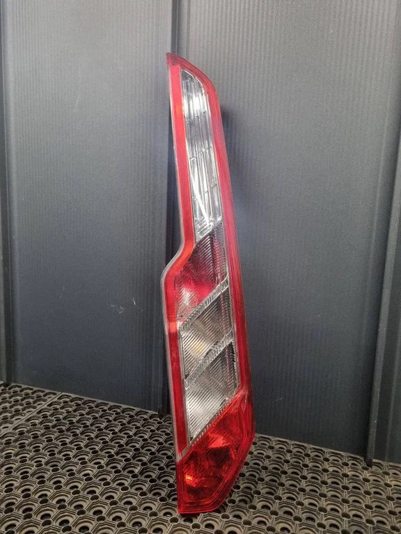 Tagatule pirni kate (pesa) – Ford Transit Custom (2013-2023)