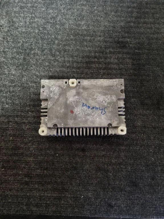 Sound amplifier – Seat Alhambra (Mk1) (1996-2010)
