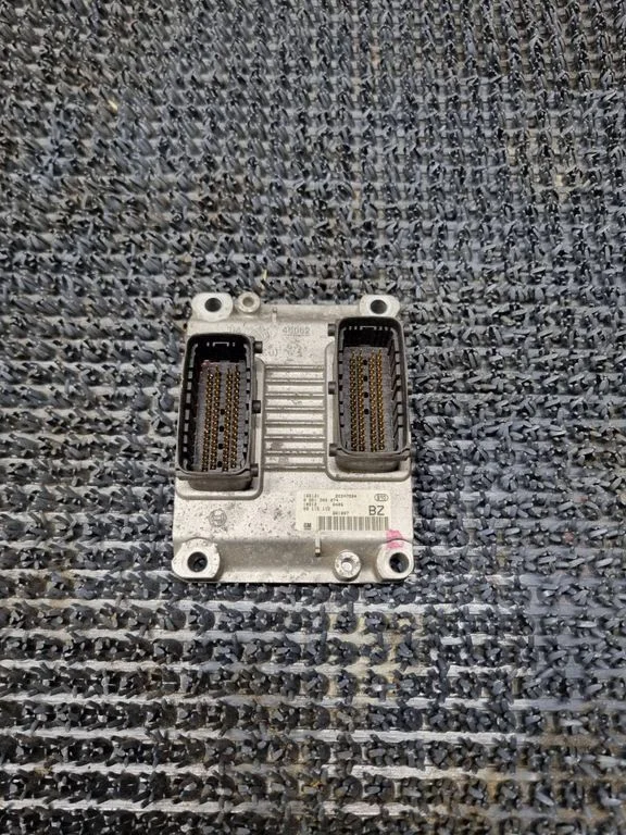 Engine control unit/module – Opel Corsa C (2000-2006)
