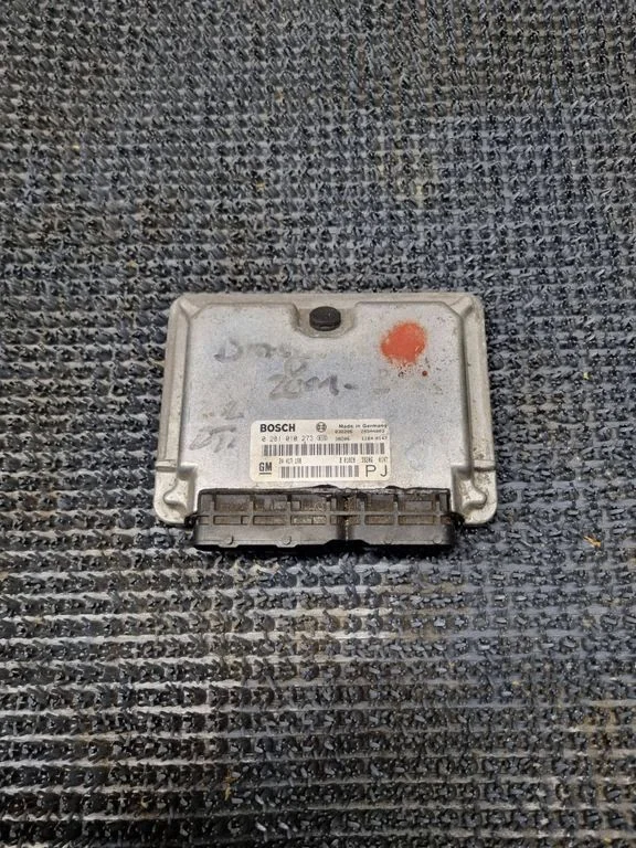 Engine control unit/module – Opel Omega B2 (1999-2003)