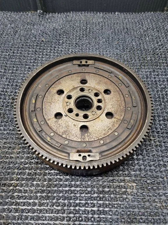 Dual mass flywheel – BMW 3 Series E90 E91 (2005-2012)