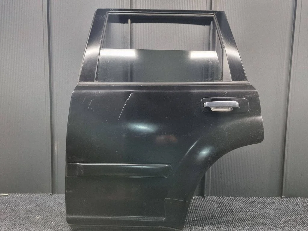 Rear door