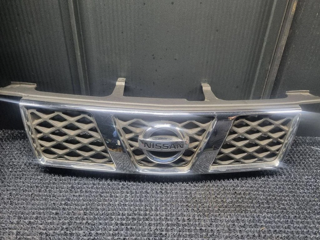 Front grill 62310EQ303