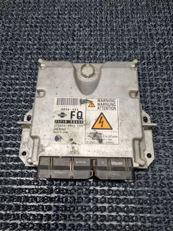 Engine control unit/module – Nissan X-Trail T30 (2001-2007)