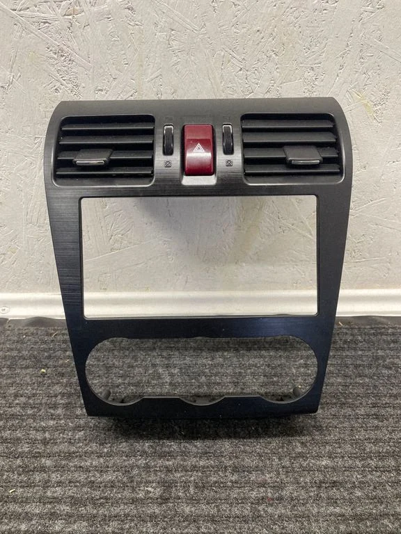 Dash center air vent grill 66110FJ010