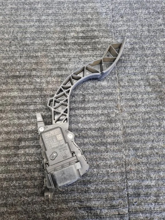 Accelerator throttle pedal 4M519F836CJ