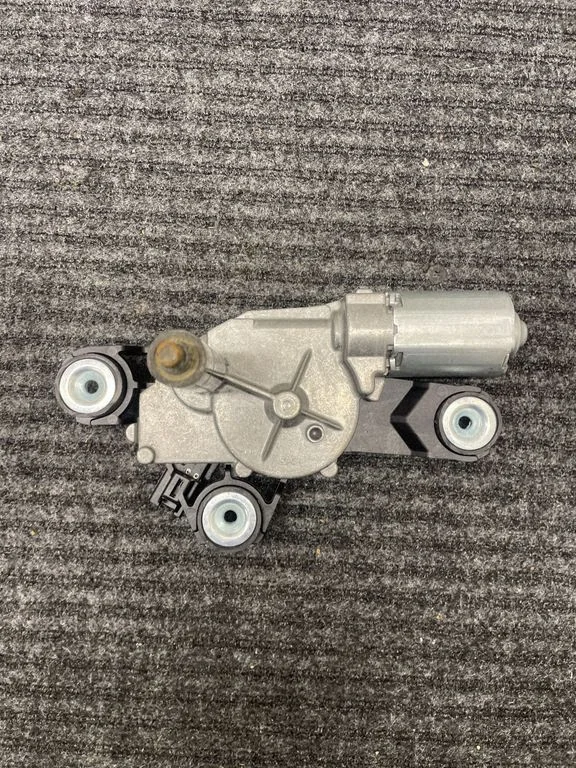 Rear window wiper motor – Volvo V50 (2008-2012)