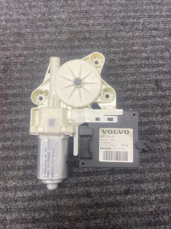 Rear door window regulator motor – Volvo V50 (2004-2007)