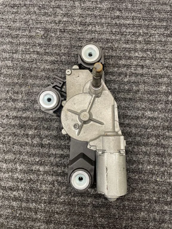 Rear window wiper motor – Volvo V50 (2008-2012)