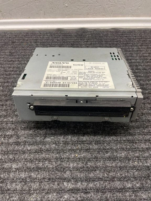 Radio, odtwarzacz CD/DVD, nawigacja – Volvo V50 (2008-2012)