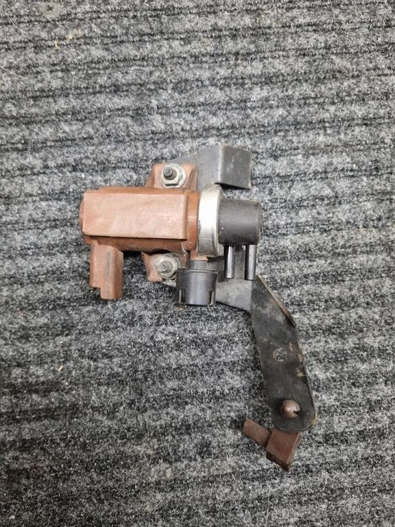 Turbo solenoid valve – Volvo V50 (2008-2012)