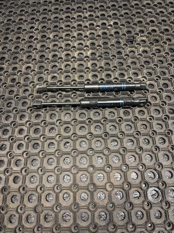 Siłownik maski F2X3XFKLP
