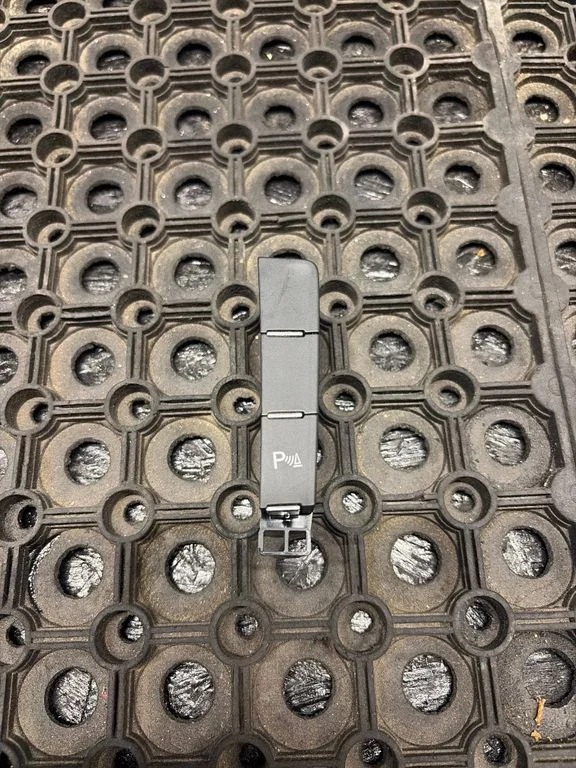 Parking (PDC) sensor switch – Volkswagen e-Golf (2014-)