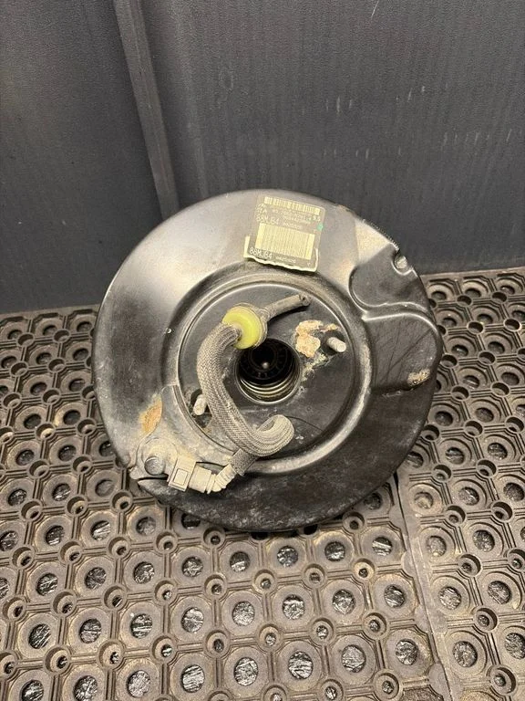 Brake booster 03786257014