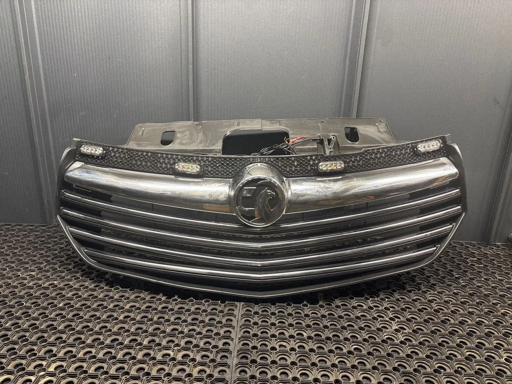 Front grill 93450928