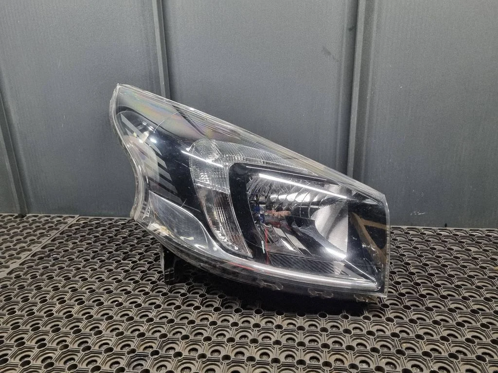 Headlight/headlamp – Renault Trafic III (X82) (2014-)