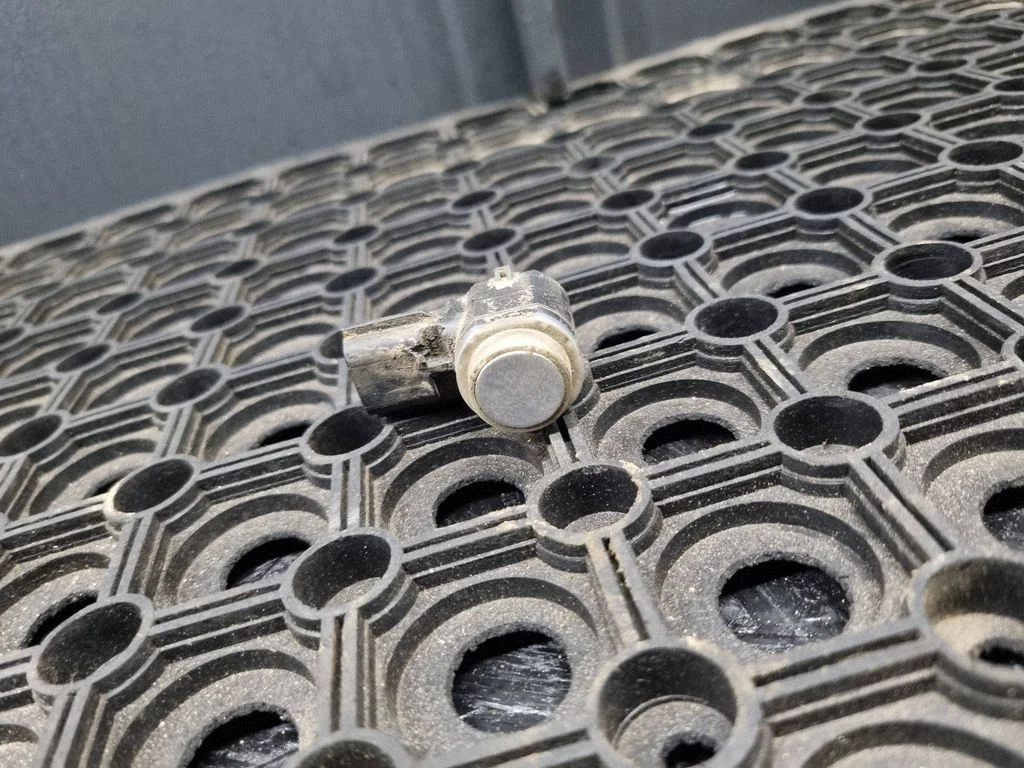 Parking PDC sensor 284429973R