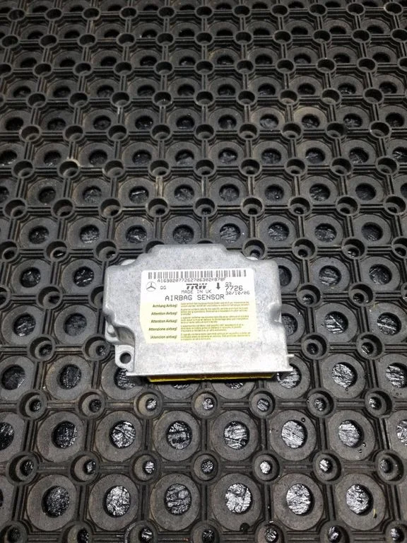 Turvapatjade juhtplokk A1698207726