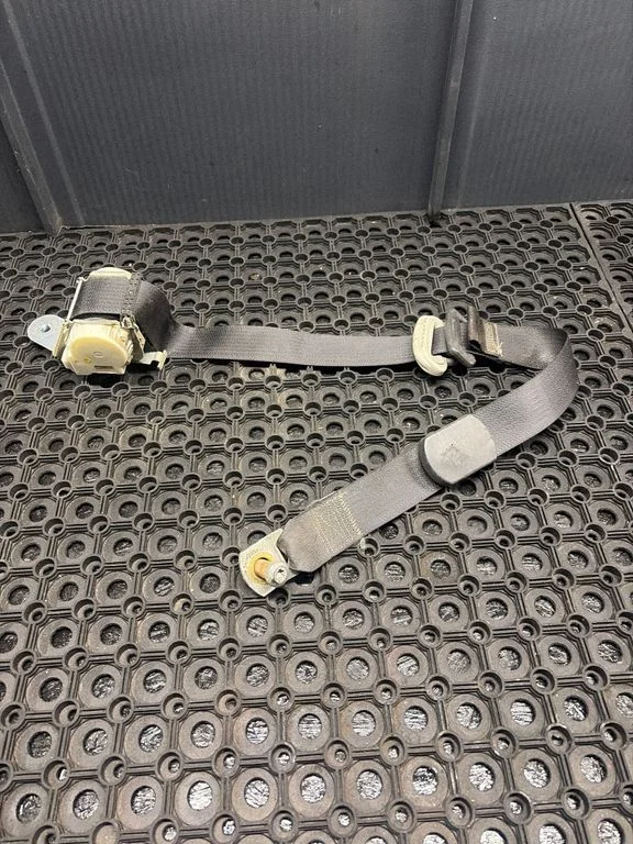 Rear seatbelt P1AF241DVAB