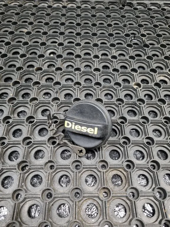 Fuel tank cap – Chrysler Grand Voyager V (2007-2015)
