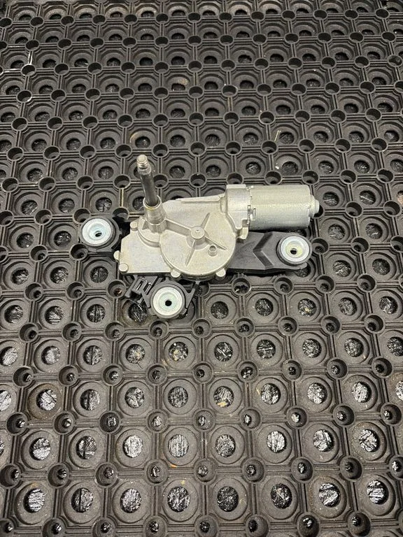 Rear window wiper motor – Ford Mondeo MK IV (2007-2014)