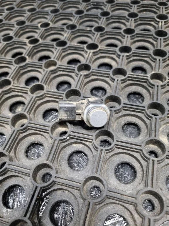 Parking PDC sensor 284429973R