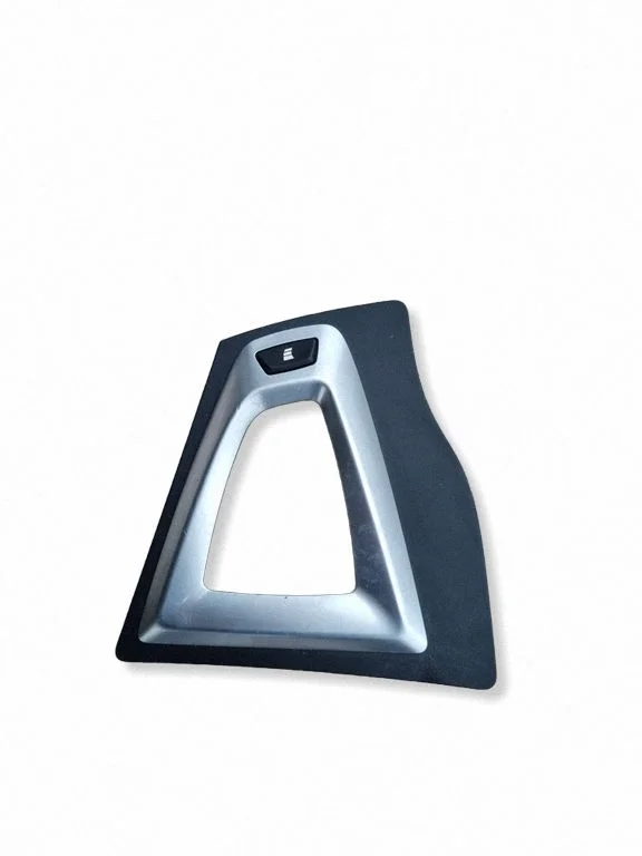 Gear shifter surround trim plastic 8058548