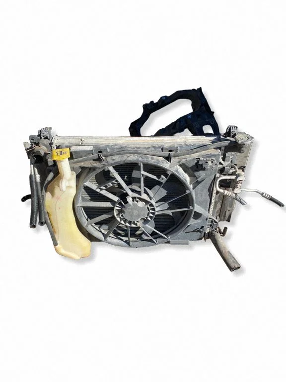 Radiator cooling fan shroud – Chrysler Town & Country V (2008-2016)
