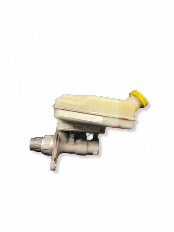 Master brake cylinder