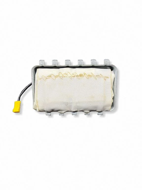 Passenger airbag P68086537AB