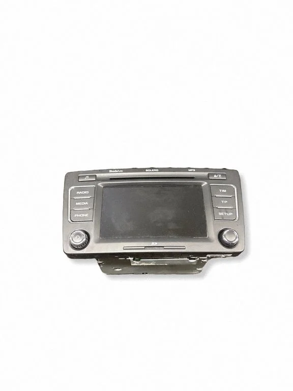Radio/CD/DVD/GPS head unit 8157648258360