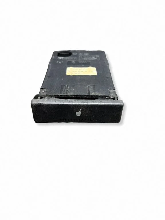 Cup holder – Ford Galaxy (2000-2006)