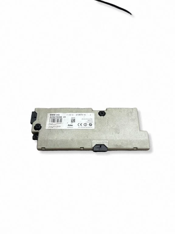 Aerial antenna amplifier – BMW 5 Series F10 F11 (2009-2016)