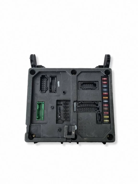Fuse module S110730300I – Ford Galaxy (2000-2006)